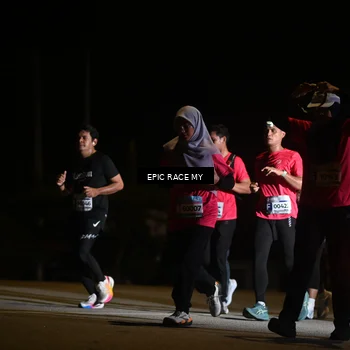 Runner Photo 8403131