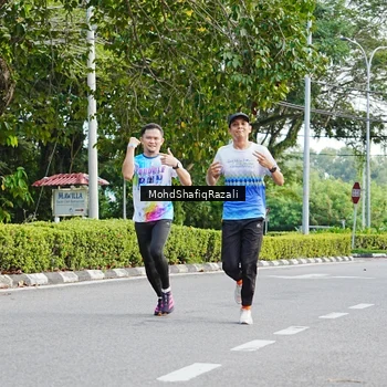Runner Photo 8403161