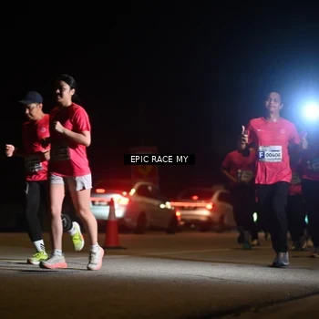 Runner Photo 8403166