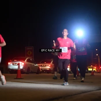 Runner Photo 8403168