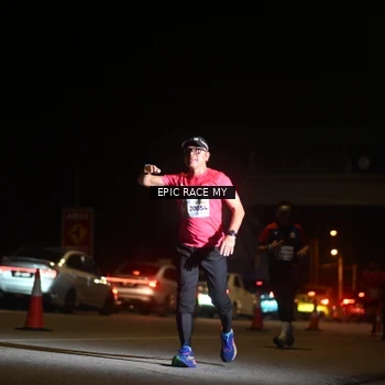 Runner Photo 8403214