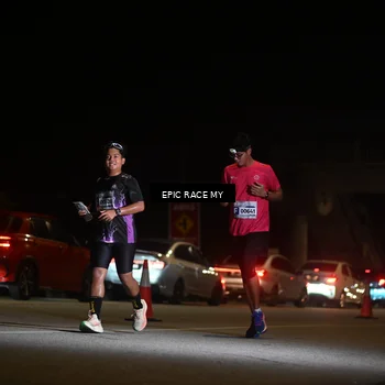 Runner Photo 8403274
