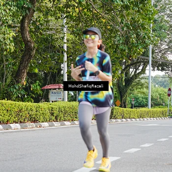 Runner Photo 8403300