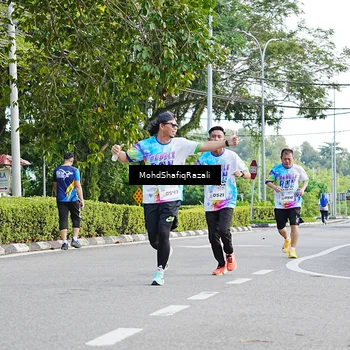 Runner Photo 8403324