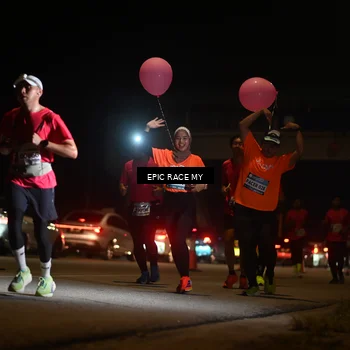 Runner Photo 8403355