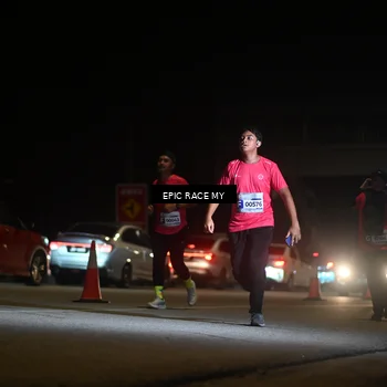 Runner Photo 8403371
