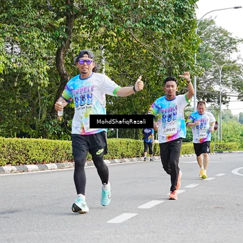 Runner Photo 8403380