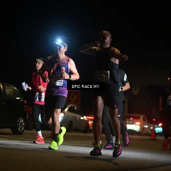 Runner Photo 8403387