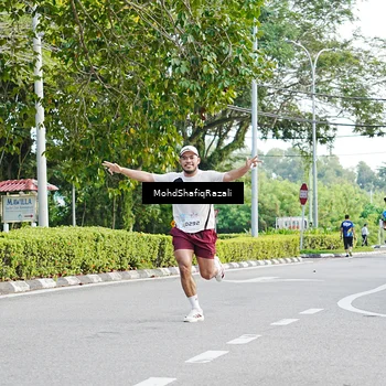 Runner Photo 8403487