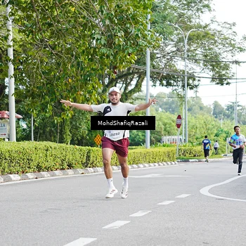 Runner Photo 8403488