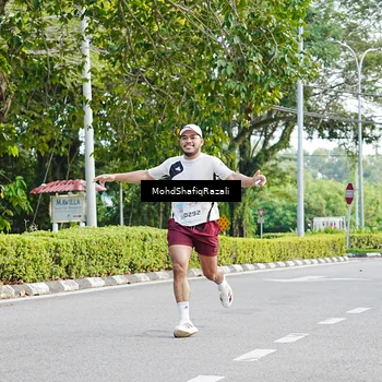 Runner Photo 8403499