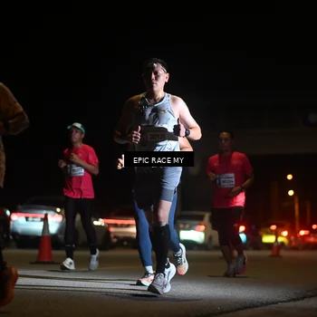 Runner Photo 8403501