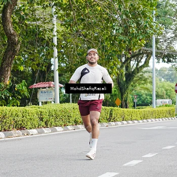 Runner Photo 8403530