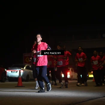 Runner Photo 8403546