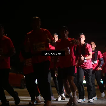 Runner Photo 8403572
