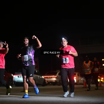 Runner Photo 8403636
