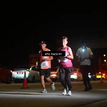 Runner Photo 8403643