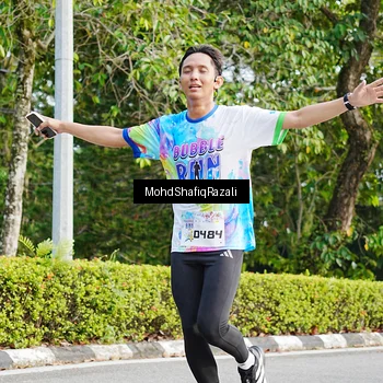 Runner Photo 8403665