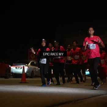 Runner Photo 8403671