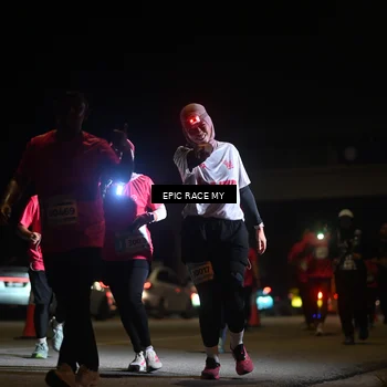 Runner Photo 8403692