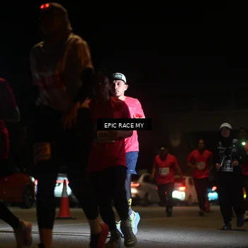Runner Photo 8403696