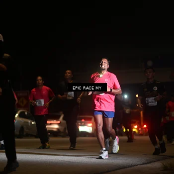 Runner Photo 8403704