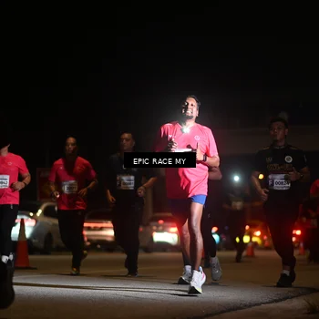 Runner Photo 8403706