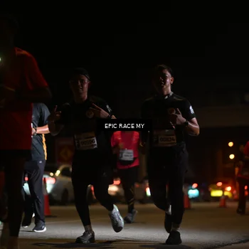 Runner Photo 8403715