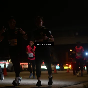 Runner Photo 8403718