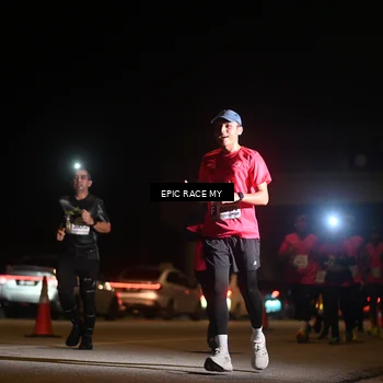 Runner Photo 8403724