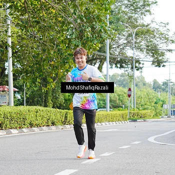 Runner Photo 8403727