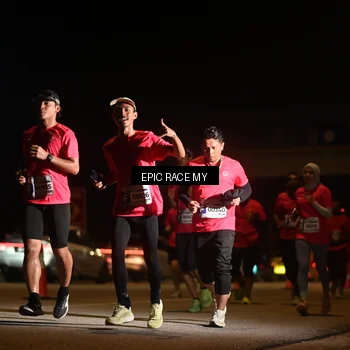Runner Photo 8403740