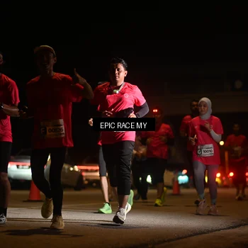 Runner Photo 8403742