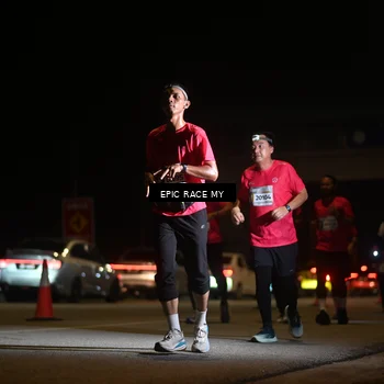 Runner Photo 8403760