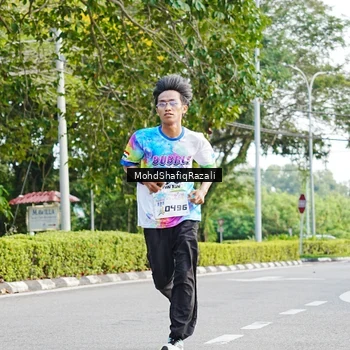 Runner Photo 8403771
