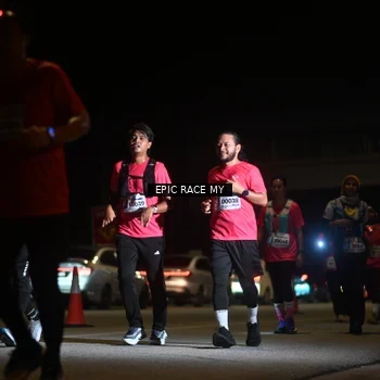Runner Photo 8403772