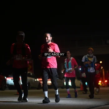 Runner Photo 8403774