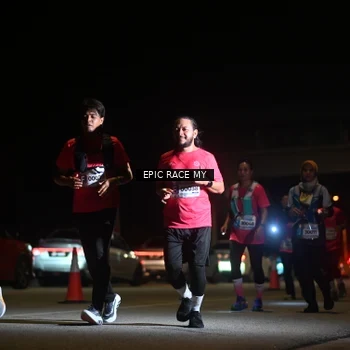 Runner Photo 8403775