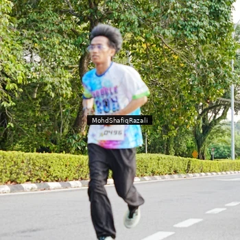 Runner Photo 8403784