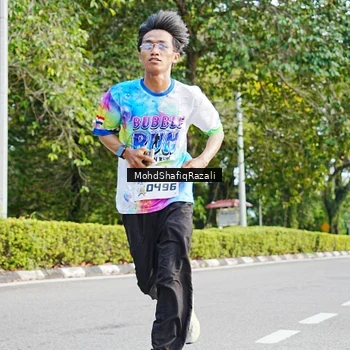 Runner Photo 8403804