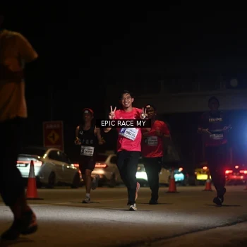 Runner Photo 8403818