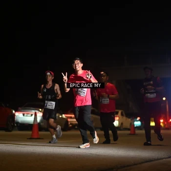 Runner Photo 8403820