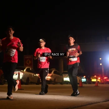 Runner Photo 8403826
