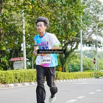 Runner Photo 8403838