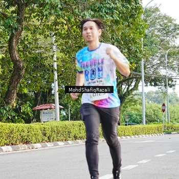 Runner Photo 8403852