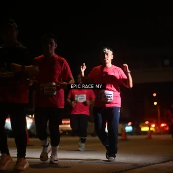 Runner Photo 8403856