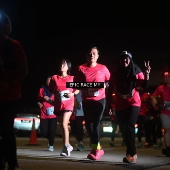Runner Photo 8403875