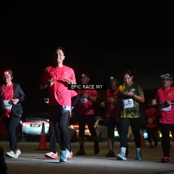 Runner Photo 8403890