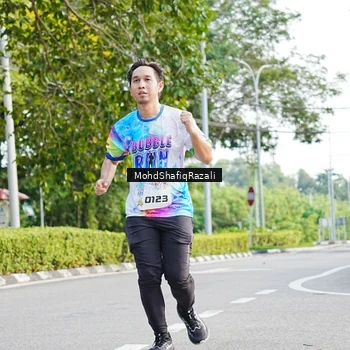 Runner Photo 8403895