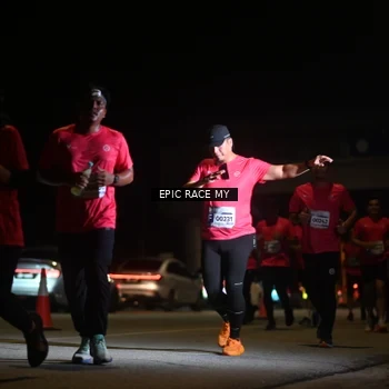 Runner Photo 8403911